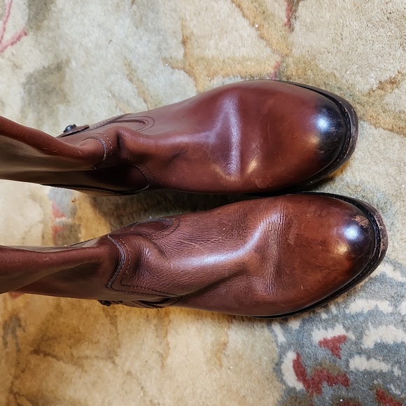 FRYE Women's Lindsay Logo Zip Riding Boot, Redwood, 6B - Picture 3 of 12